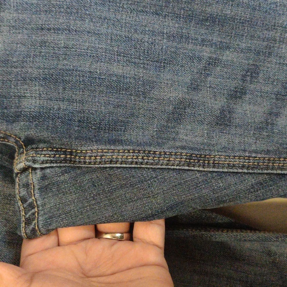 Cabi Mid Rise Bootcut Jeans Size 6 - Picture 4 of 9